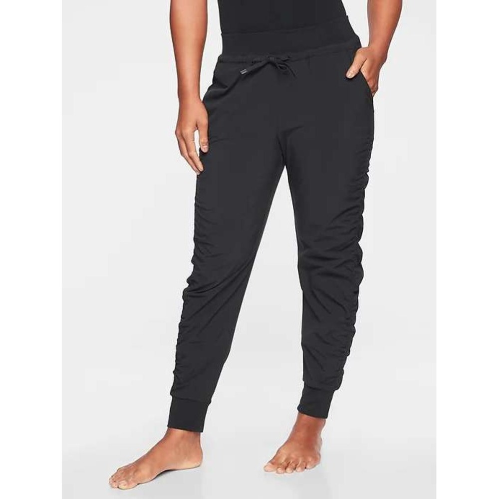 Athleta Attitude Pants Black Ruched Side Joggers Athleisure Gorpcore Yoga Size 6